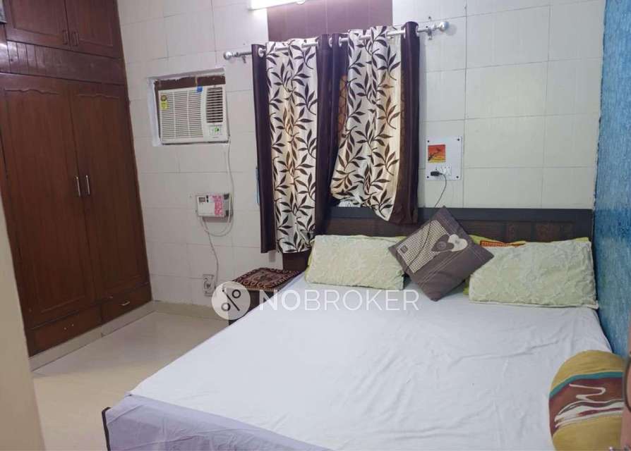 2 BHK Flat In Dda Mig Flats For Sale  In Mayur Vihar
