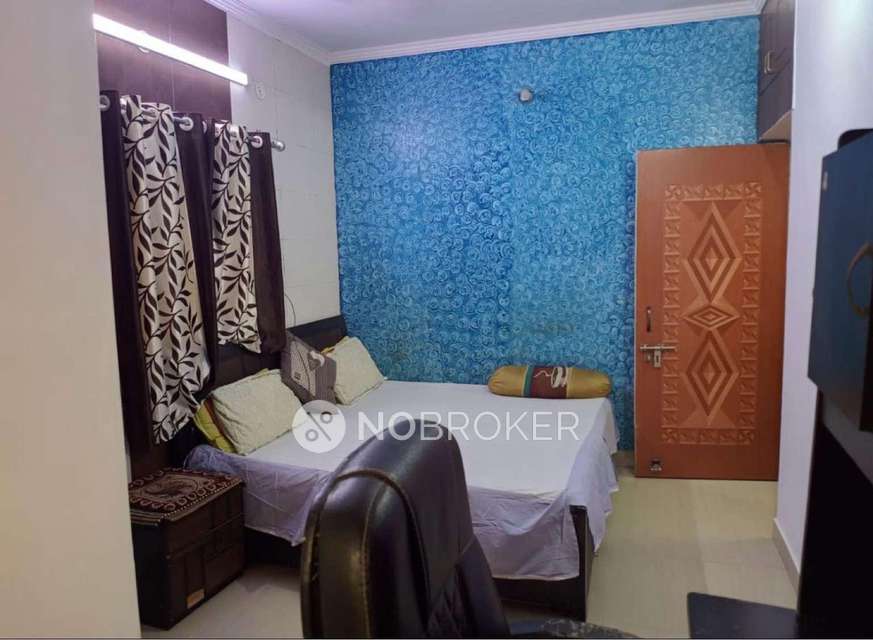 2 BHK Flat In Dda Mig Flats For Sale  In Mayur Vihar