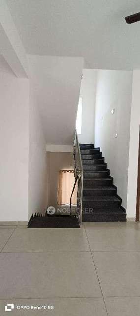 4 BHK House For Sale  In Bommasandra