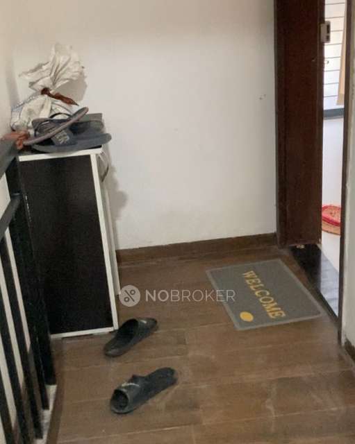 2 BHK Flat In Periwinkle Society for Rent  In Periwinkle By Ajit Construction