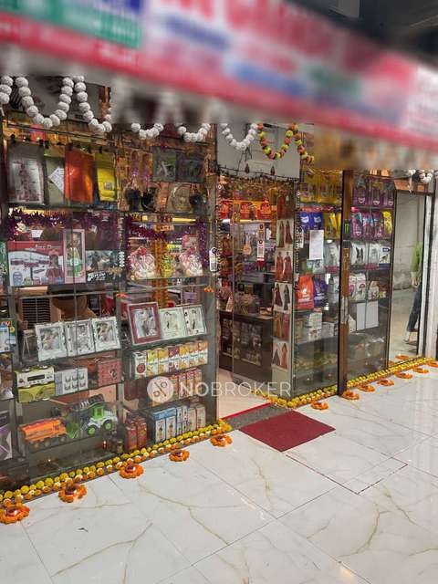 Shop in Goregaon East, Mumbai for Rent 