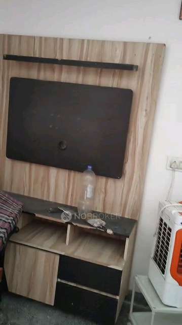 1 RK Flat In Shree Apartments for Rent  In  Malviya Nagar