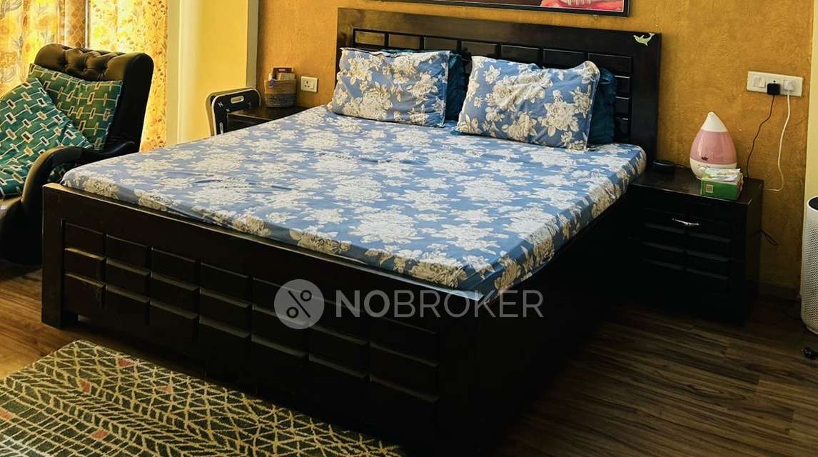 3 BHK Flat In Mapsko Casa Bella for Rent  In Sector 82