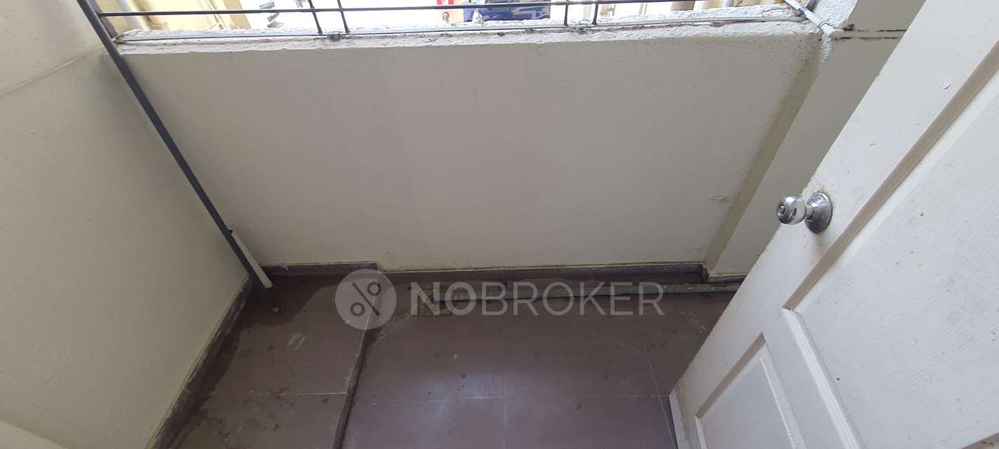 2 BHK Flat In Gulmohar Primrose For Sale  In Wagholi