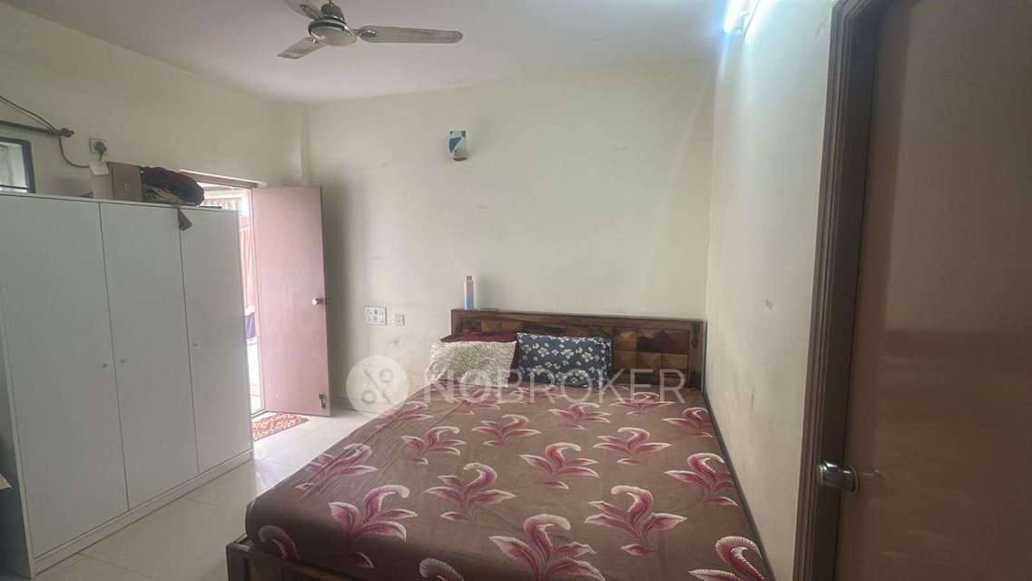 2 BHK Flat In Prakasha Pride Apartment For Sale  In Croma - Marathahalli, Bangalore