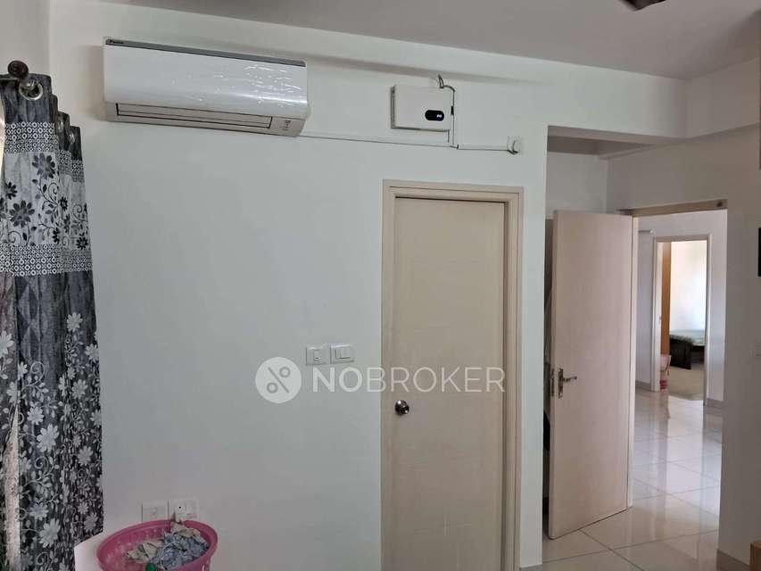 3 BHK Flat In Radiance Sapphire For Sale  In Sholinganallur