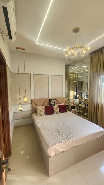 2 BHK Flat In Nambiar Millenia For Sale  In Muthanallur 