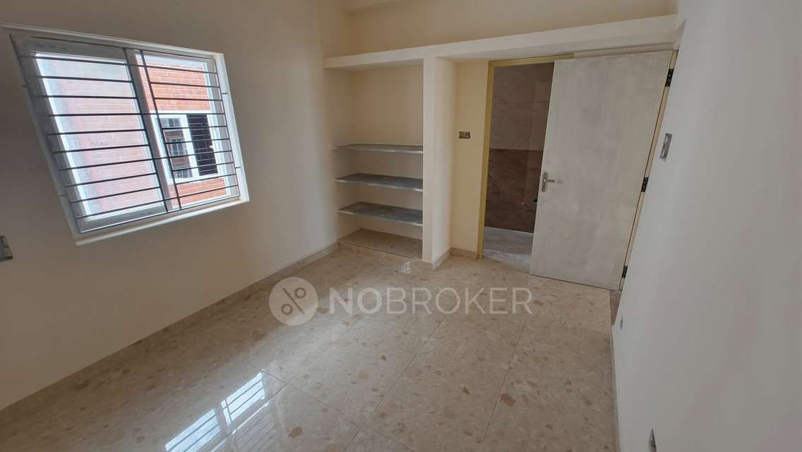 2 BHK Flat In Brics Construction For Sale  In Cholambedu