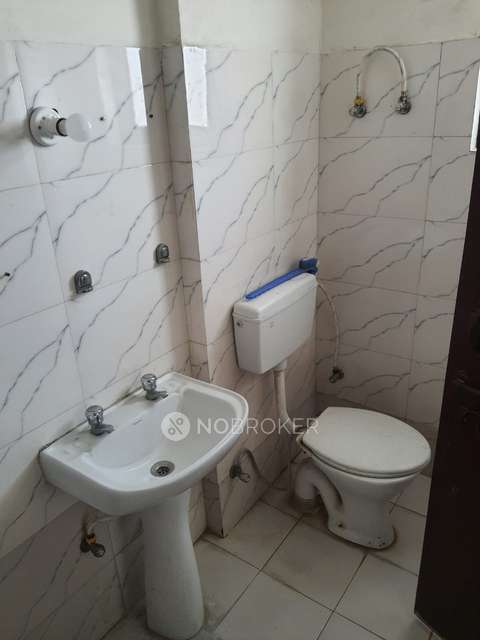 2 BHK Flat In Amolik Heights For Sale  In Sector 88