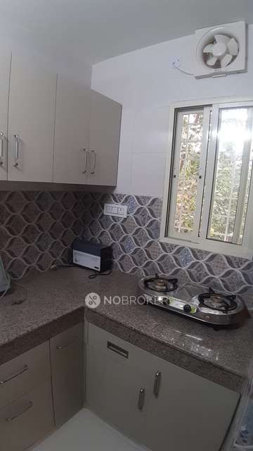 1 BHK Flat In Pocket L Sarita Vihar Rwa for Rent  In Sarita Vihar