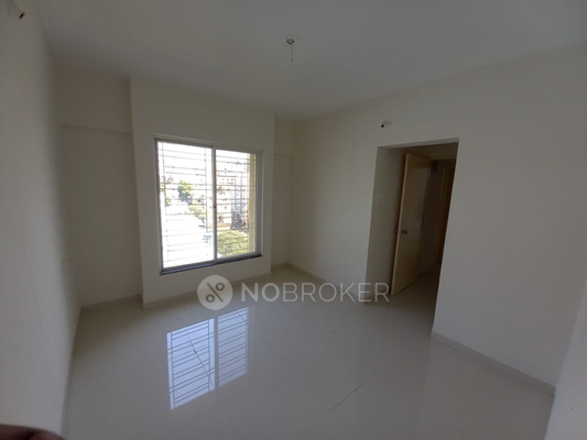 Single Room for Female In 2 BHK  In Paranjape Abhiruchi Parisar In Dhayari