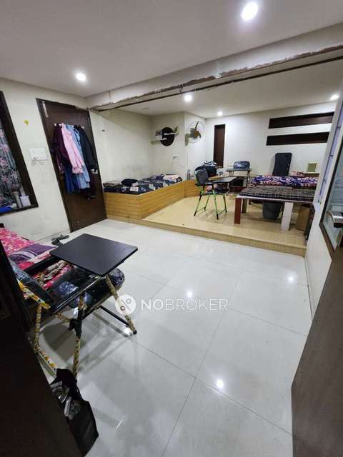PG for Girls in Shukrawar Peth