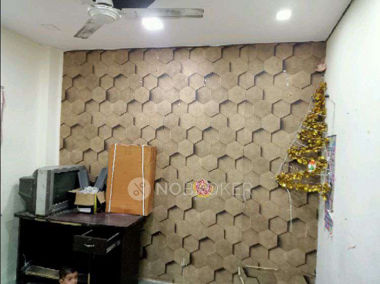 2 BHK Flat In Sb for Rent  In P446+5w2, Maharaja Agrasen Marg, Naharpur Village, Rohini, Delhi, 110085, India