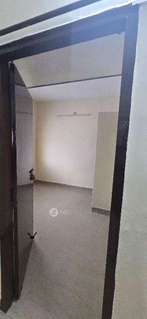 2 BHK Flat In Bora Apartments, Chromepet For Sale  In Chromepet