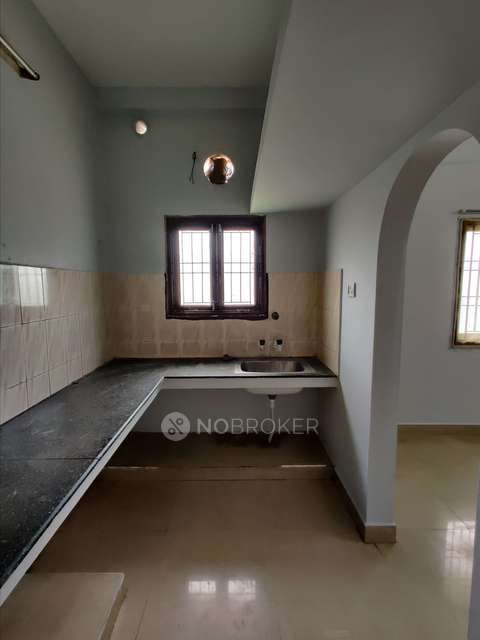 2 BHK Flat In Meridian Karthika For Sale  In  Annanur
