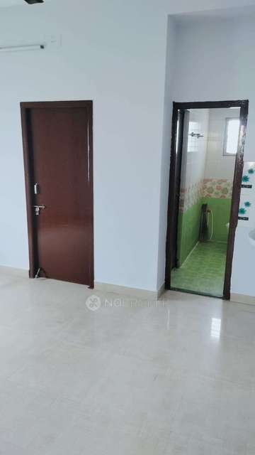 2 BHK Flat In Meridian Karthika For Sale  In  Annanur