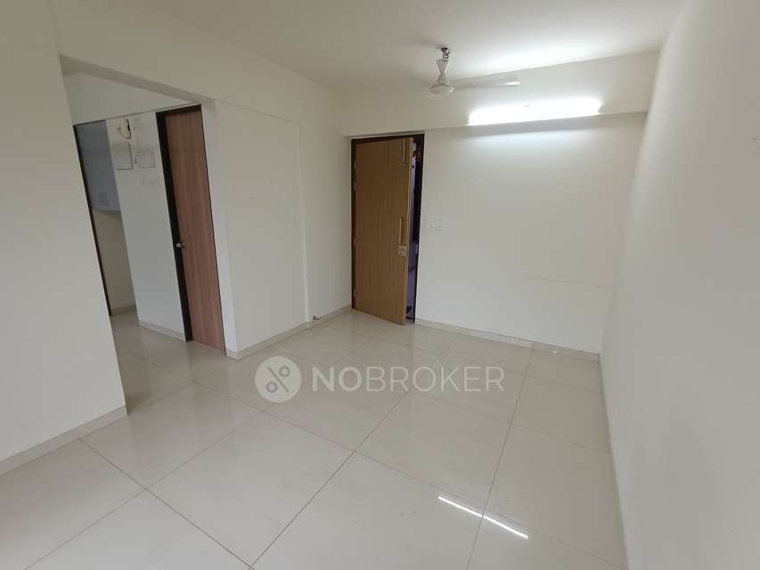 1 BHK Flat In Godrej Tranquil For Sale  In Kandivali East
