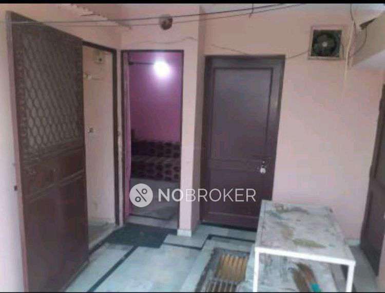 1 RK Flat In Mukherjee Park For Sale  In Tilak Nagar