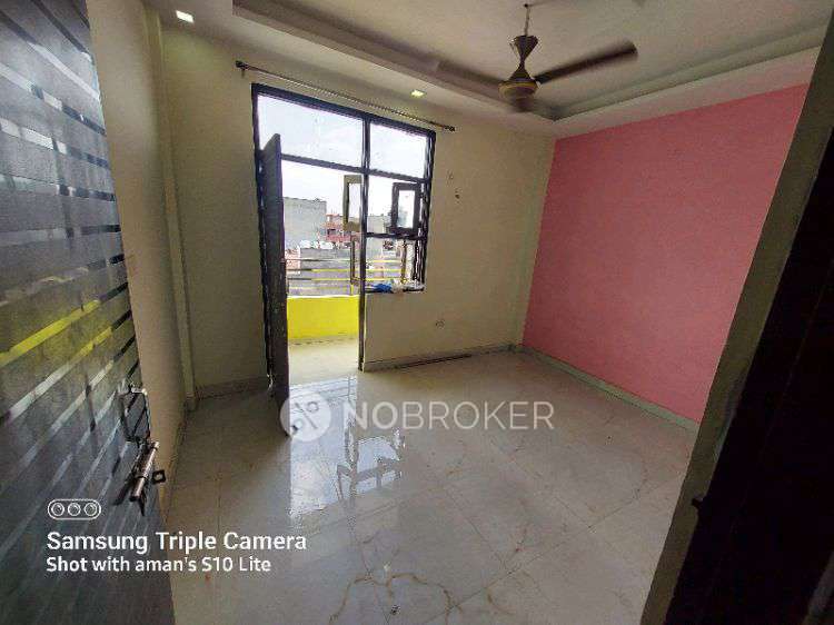 1 BHK Flat for Rent  In  Burari