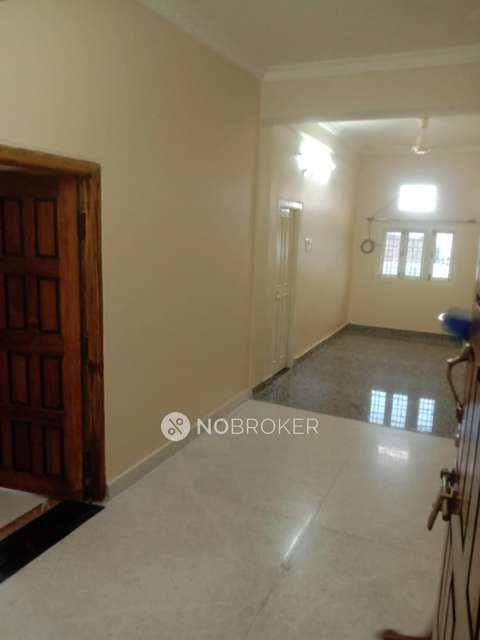 2 BHK Flat In Cornerstone Apartments For Sale  In Begumpet