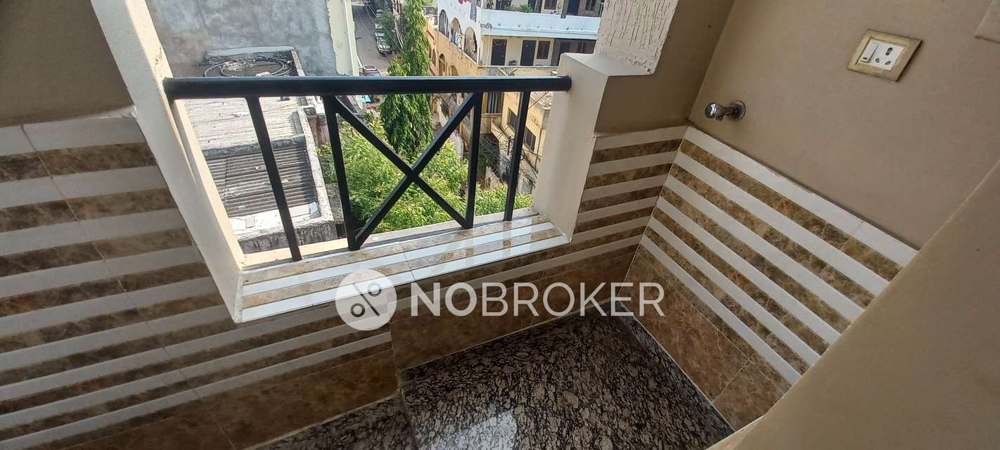 2 BHK Flat In Cornerstone Apartments For Sale  In Begumpet