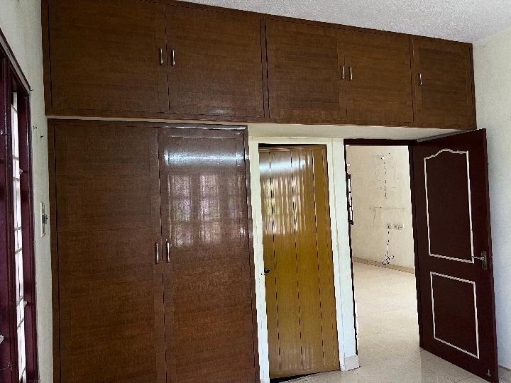 Independent House Kolapakkam Rent WITHOUT BROKERAGE Semifurnished 3