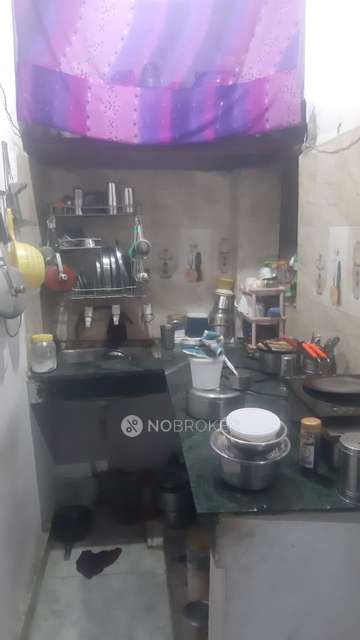 4 BHK Flat For Sale  In Wazirabad