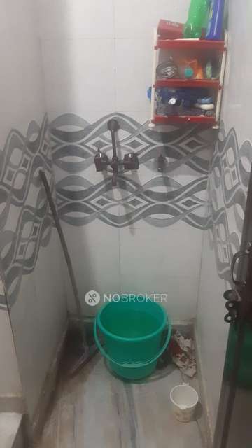 4 BHK Flat For Sale  In Wazirabad