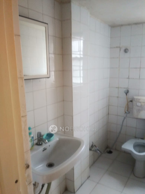 2 BHK Flat In Aman Park Society for Rent  In Kothrud