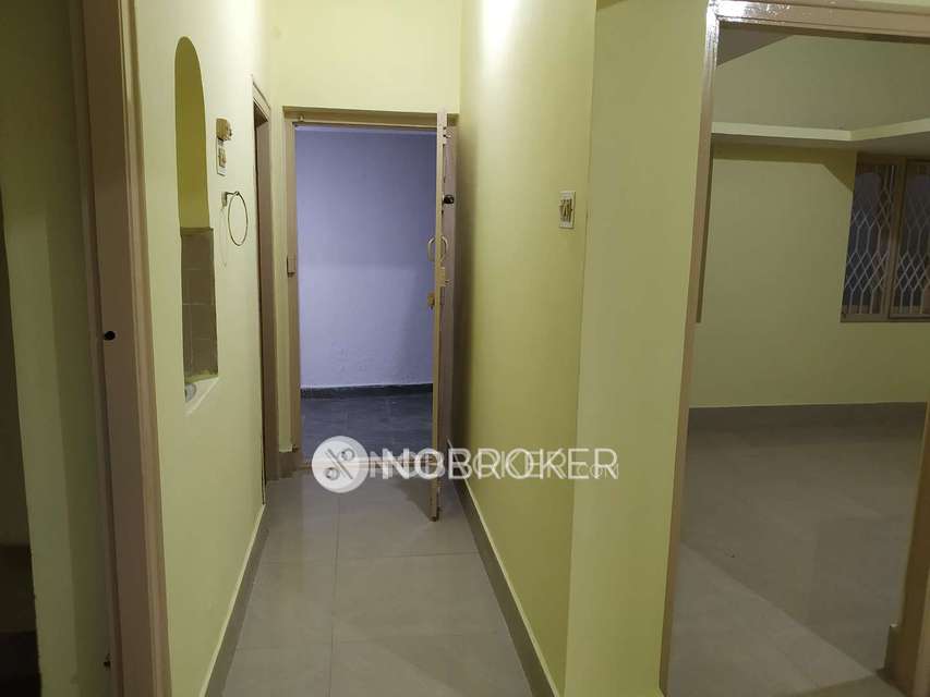 1 RK House for Rent  In Murugeshpalya