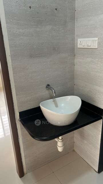 2 BHK Flat In Acropolis 2 For Sale  In Pimpri-chinchwad