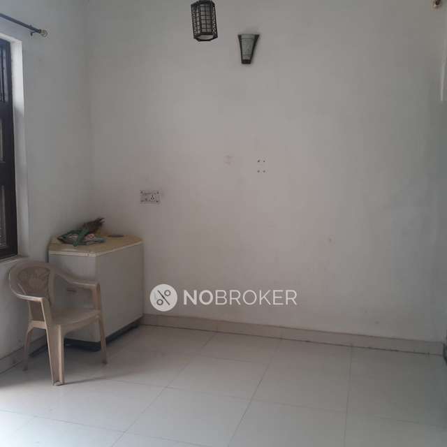 1 BHK House for Rent  In Sector 5