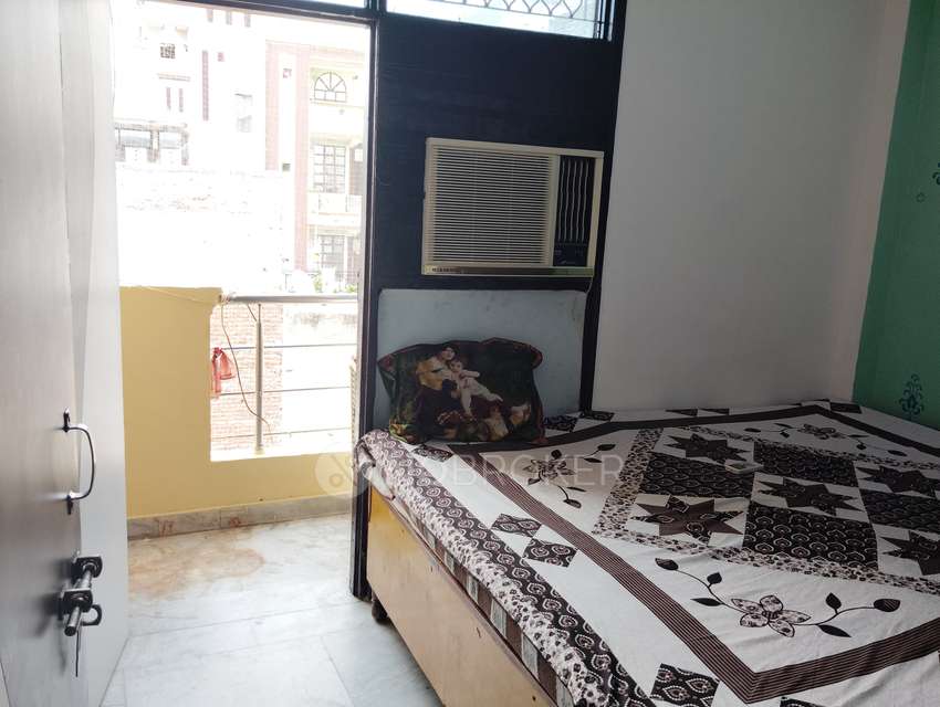 2 BHK Flat In Apartment For Sale  In Shahdara