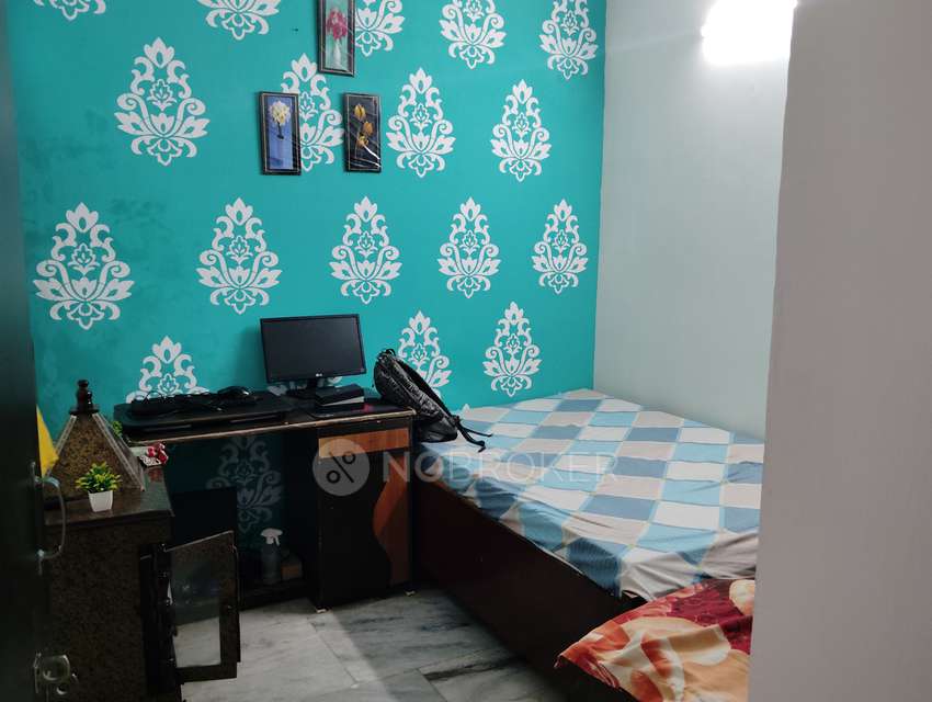 2 BHK Flat In Apartment For Sale  In Shahdara