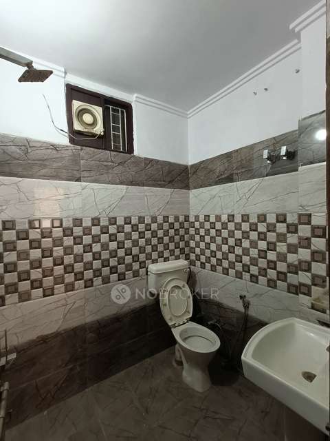 3 BHK Flat In Bharti Apartments For Sale  In Sector 19b