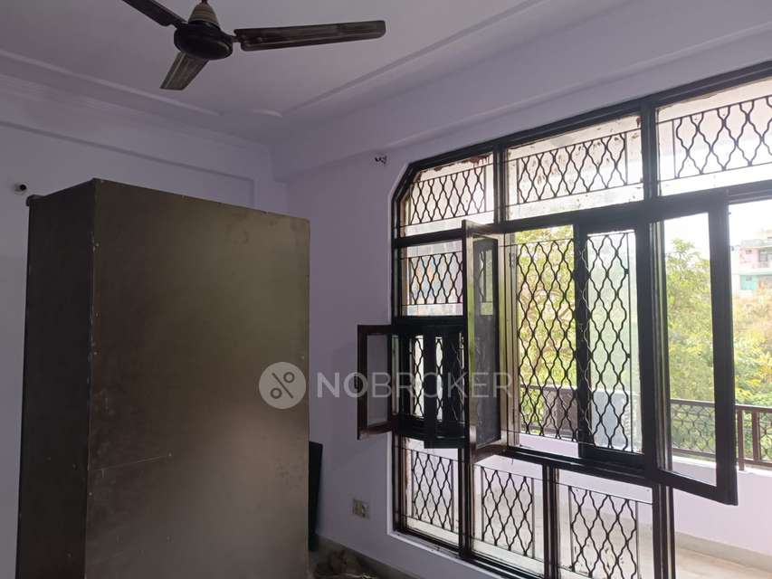 2 BHK Flat For Sale  In Kaushambi