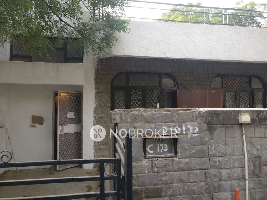 3 BHK House for Rent  In  Sector 43