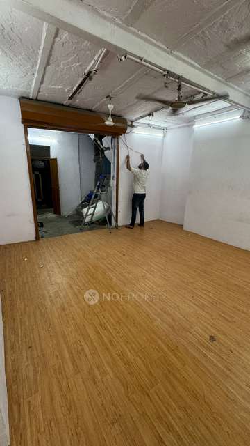 Shop in Sadar Bazaar, Delhi for Rent 