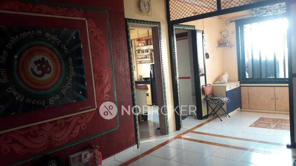 1 BHK Flat In Siddhivinayak Chs For Sale  In  Malad East