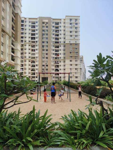 1 BHK Flat In Prestige Royale Gardens For Sale  In F302, Doddaballapur Main Road, Bengaluru, Karnataka, India