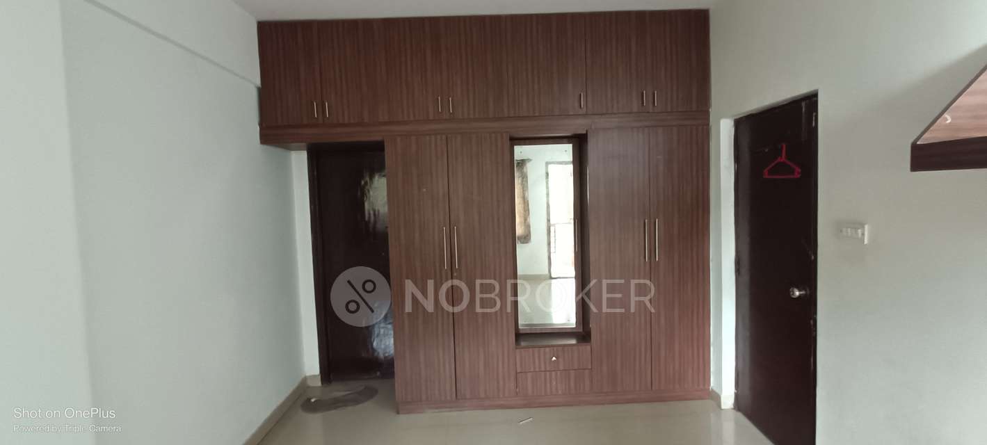 2 BHK Flat In Elite Greenwood Appartments for Rent  In Elite Greenwood Appartments