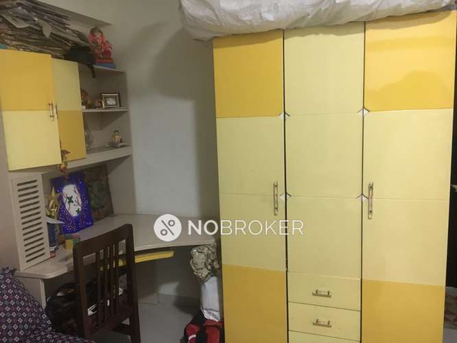 1 BHK Flat In Apartment For Sale  In Malad West