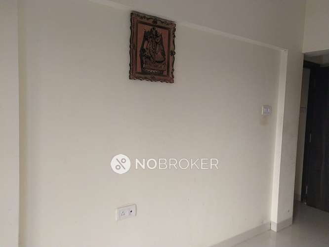 1 BHK Flat In Apartment For Sale  In Malad West