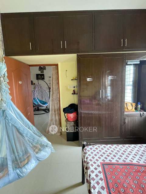 2 BHK Flat In Srivari Homes For Sale  In Pallikaranai