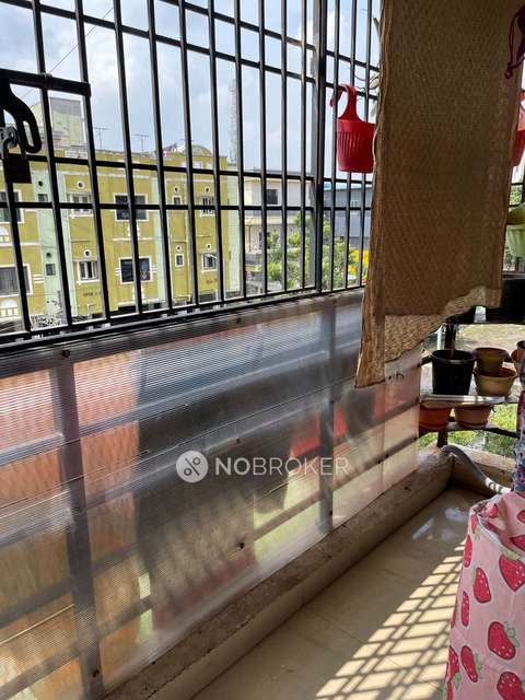 2 BHK Flat In Srivari Homes For Sale  In Pallikaranai