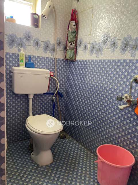 2 BHK Flat In Srivari Homes For Sale  In Pallikaranai