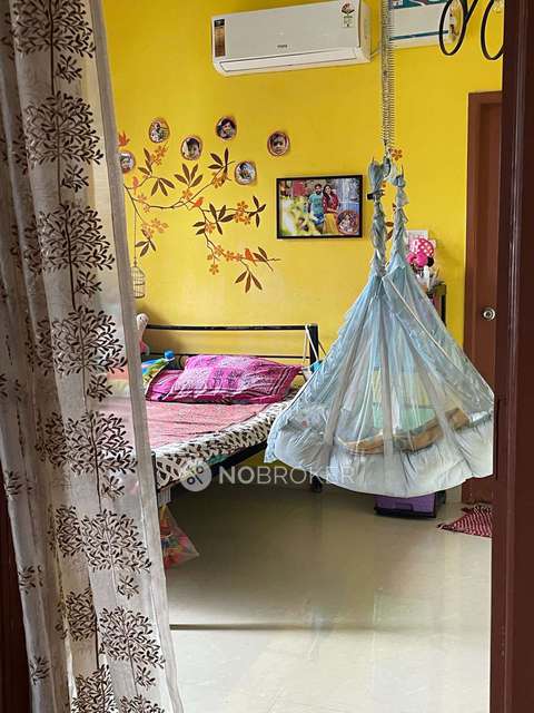 2 BHK Flat In Srivari Homes For Sale  In Pallikaranai