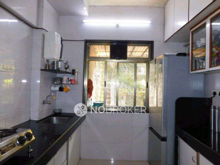 2 BHK Flat In Gaurav Gunjan Chs For Sale  In Kandivali West