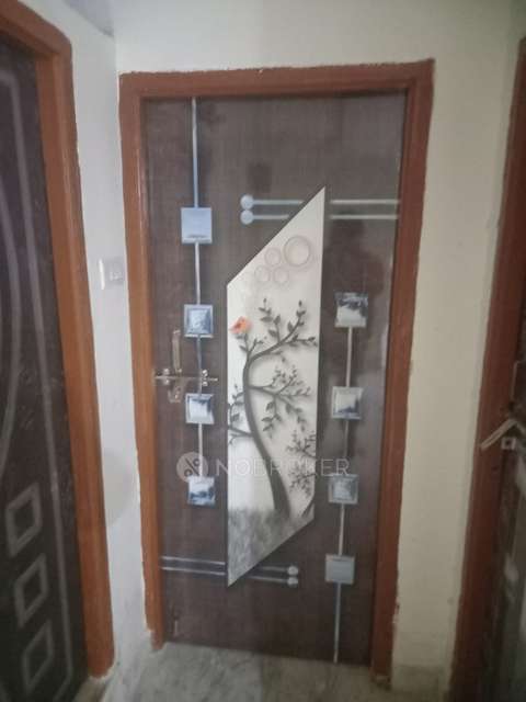 2 BHK Flat In Standalone Building   For Sale  In Vijaya Nagar Colony