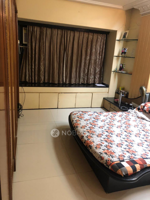 2 BHK Flat In Blue Diamond  For Sale  In Malad West